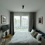 Platon Apartment *